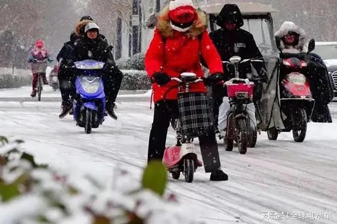 冬天电动车跑不远，别急着换电池，5个方法让电动车多跑10公里